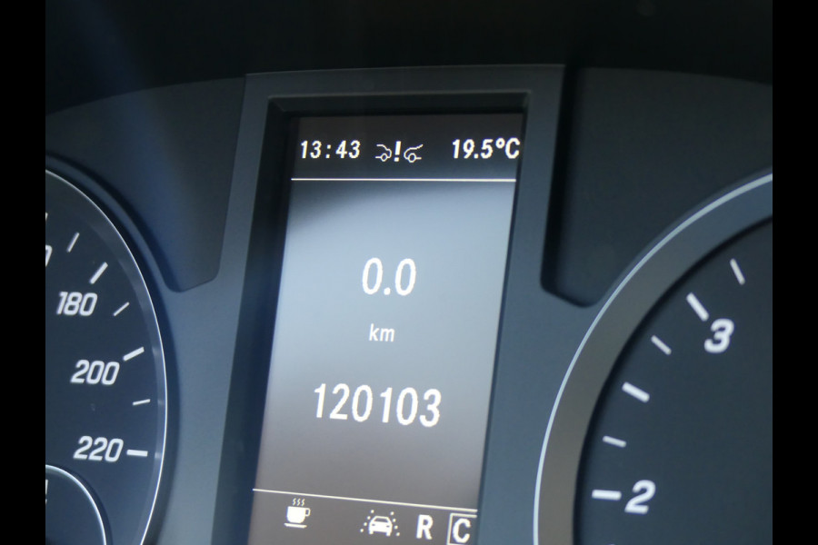 Mercedes-Benz Vito 114 CDI Lang Dubbel Cabine Trekhaak/Camera/Cruise control