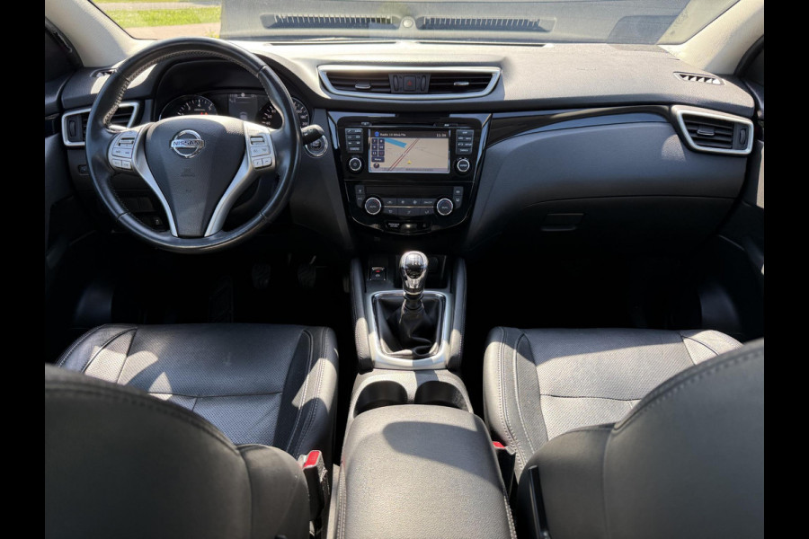 Nissan QASHQAI 1.2 Business Edition Panodak,Trekhaak,Navi,360 Camera,Stoelverwarming,Leder,116pk,Pdc V+A,Nieuwe Apk bij Aflevering