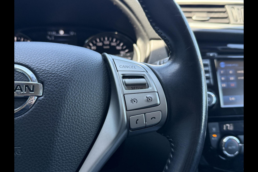 Nissan QASHQAI 1.2 Business Edition Panodak,Trekhaak,Navi,360 Camera,Stoelverwarming,Leder,116pk,Pdc V+A,Nieuwe Apk bij Aflevering