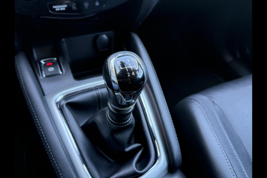 Nissan QASHQAI 1.2 Business Edition Panodak,Trekhaak,Navi,360 Camera,Stoelverwarming,Leder,116pk,Pdc V+A,Nieuwe Apk bij Aflevering