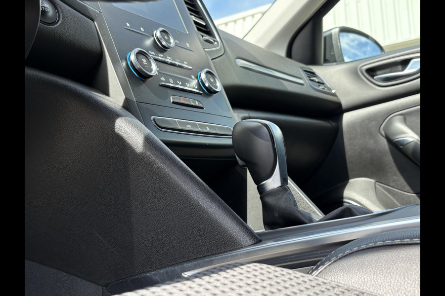 Renault MEGANE Estate 1.3 TCe Bose | Trekhaak | Half Leder | Navigatie