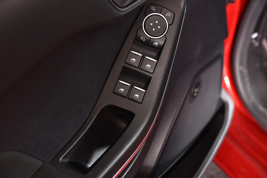 Ford Fiesta 1.0 EcoBoost 120 PK Hybrid Titanium X ( Org. NL) | Bang & Olufsen | Winter Pack | Adapt. Cruise | PDC | Camera | NAV + App. Connect | LED | ECC | DAB | LM 16" |
