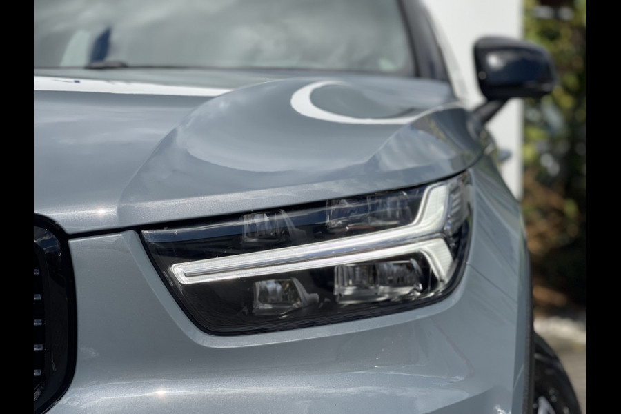 Volvo XC40 2.0 B4 R-Design | Trekhaak | CarPay | Camera | Keyless | LED | 18 inch