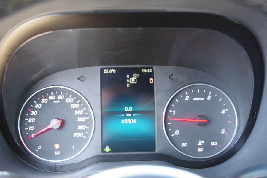 Mercedes-Benz Sprinter 319 3.0 CDI V6 L2H2 AUT. LED, LEDER, 3.5T TREKHAAK, ADAPT. CRUISE, 360 CAMERA, MBUX 10'', MISTLAMPEN, CLIMA, PARKEERSENSOREN, AP