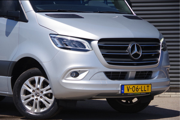 Mercedes-Benz Sprinter 319 3.0 CDI V6 L2H2 AUT. LED, LEDER, 3.5T TREKHAAK, ADAPT. CRUISE, 360 CAMERA, MBUX 10'', MISTLAMPEN, CLIMA, PARKEERSENSOREN, AP