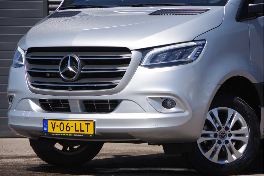 Mercedes-Benz Sprinter 319 3.0 CDI V6 L2H2 AUT. LED, LEDER, 3.5T TREKHAAK, ADAPT. CRUISE, 360 CAMERA, MBUX 10'', MISTLAMPEN, CLIMA, PARKEERSENSOREN, AP