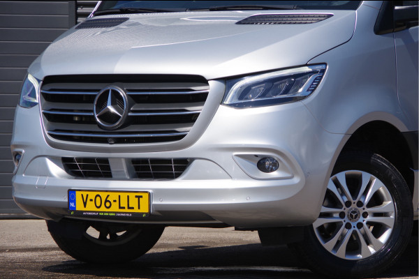 Mercedes-Benz Sprinter 319 3.0 CDI V6 L2H2 AUT. LED, LEDER, 3.5T TREKHAAK, ADAPT. CRUISE, 360 CAMERA, MBUX 10'', MISTLAMPEN, CLIMA, PARKEERSENSOREN, AP
