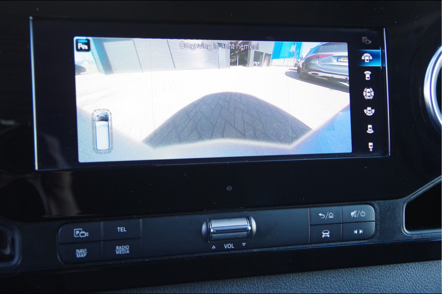 Mercedes-Benz Sprinter 319 3.0 CDI V6 L2H2 AUT. LED, LEDER, 3.5T TREKHAAK, ADAPT. CRUISE, 360 CAMERA, MBUX 10'', MISTLAMPEN, CLIMA, PARKEERSENSOREN, AP