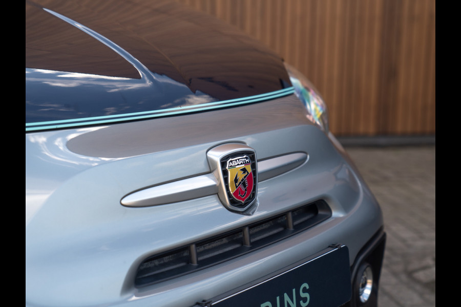 Abarth 695 C Rivale | Akrapovic | CarPlay | Handbak