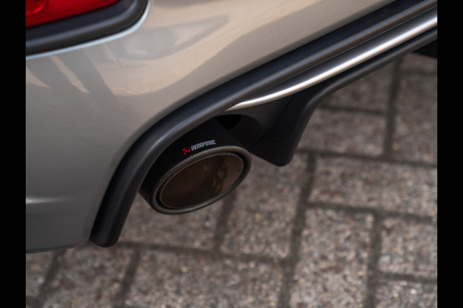 Abarth 695 C Rivale | Akrapovic | CarPlay | Handbak