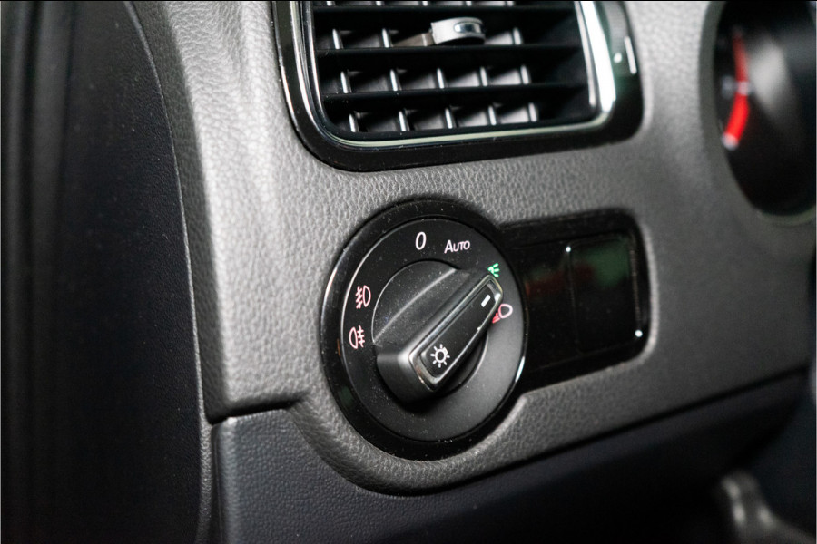 Volkswagen Polo 1.8 TSI GTI 192PK | Pano | Navi | Stoelverw. | LED | Carplay | Garantie