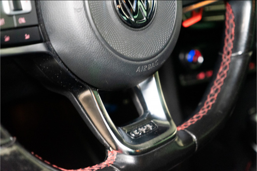 Volkswagen Polo 1.8 TSI GTI 192PK | Pano | Navi | Stoelverw. | LED | Carplay | Garantie