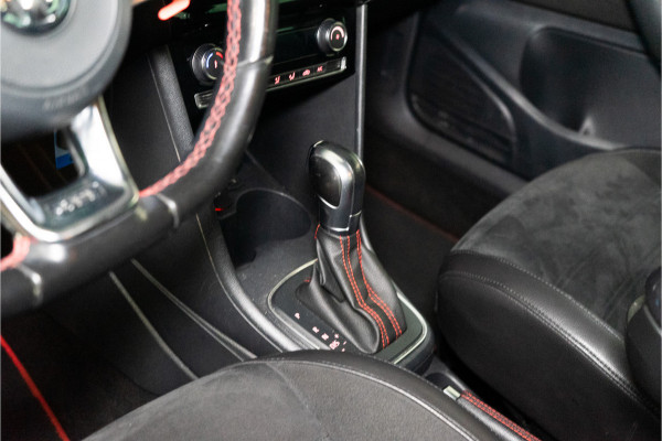 Volkswagen Polo 1.8 TSI GTI 192PK | Pano | Navi | Stoelverw. | LED | Carplay | Garantie
