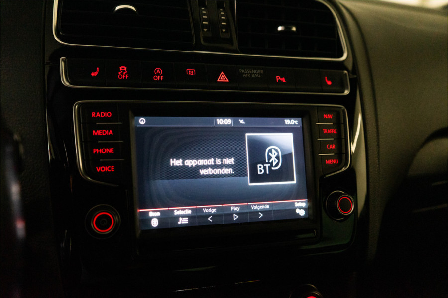 Volkswagen Polo 1.8 TSI GTI 192PK | Pano | Navi | Stoelverw. | LED | Carplay | Garantie