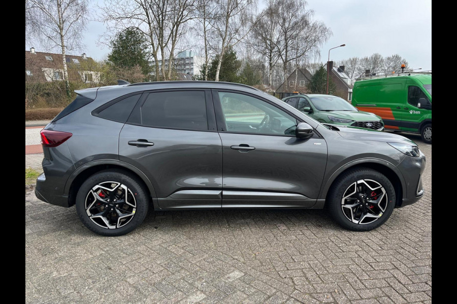 Ford Kuga 2.5 PHEV ST-Line X | SCI | Panoramadak | Technology Pack | Wegklapbare trekhaak | 19 inch lichtmetalen velgen | Magnetic | 2.100 kg trekgewicht | Prijs incl. 4.000 EU Ford voordeel