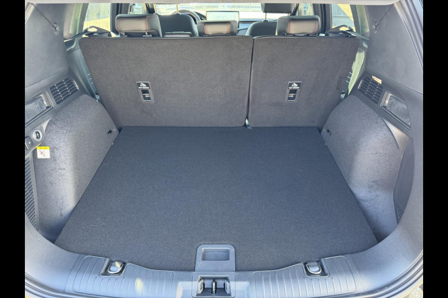 Ford Kuga 2.5 PHEV ST-Line X | SCI | Panoramadak | Technology Pack | Wegklapbare trekhaak | 19 inch lichtmetalen velgen | Magnetic | 2.100 kg trekgewicht | Prijs incl. 4.000 EU Ford voordeel