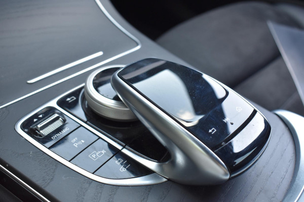 Mercedes-Benz C-Klasse Estate 300 e AMG Ambiance Multibeam Trekhaak Standkachel D.Hoek 360