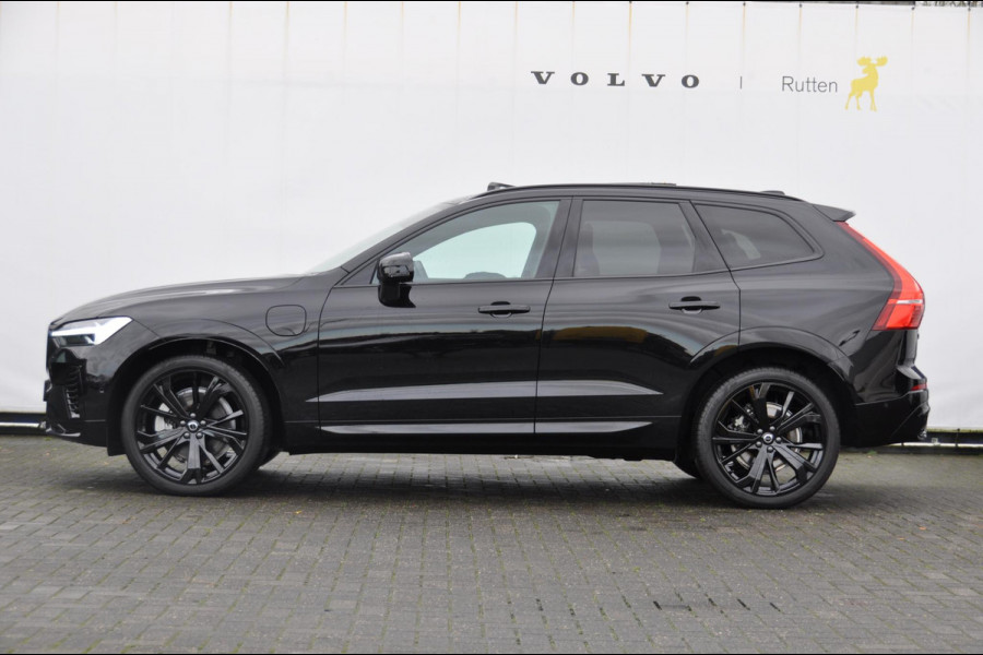 Volvo XC60 T6 350PK Automaat AWD Plus Black Edition 46 KM!/ Trekhaak / Adaptieve cruise control / Panoramadak / Apple carplay / Parkeersensoren met 360 camera / Elektrische achterklep / Elektrische stoelen met geheugen / Stoel en stuurwielverwarming / 21” velgen