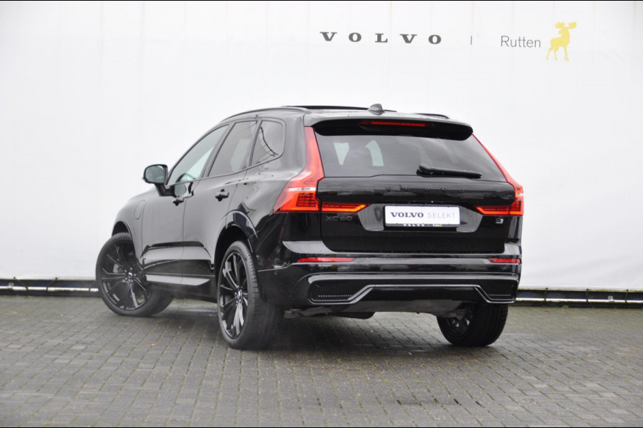 Volvo XC60 T6 350PK Automaat AWD Plus Black Edition 46 KM!/ Trekhaak / Adaptieve cruise control / Panoramadak / Apple carplay / Parkeersensoren met 360 camera / Elektrische achterklep / Elektrische stoelen met geheugen / Stoel en stuurwielverwarming / 21” velgen