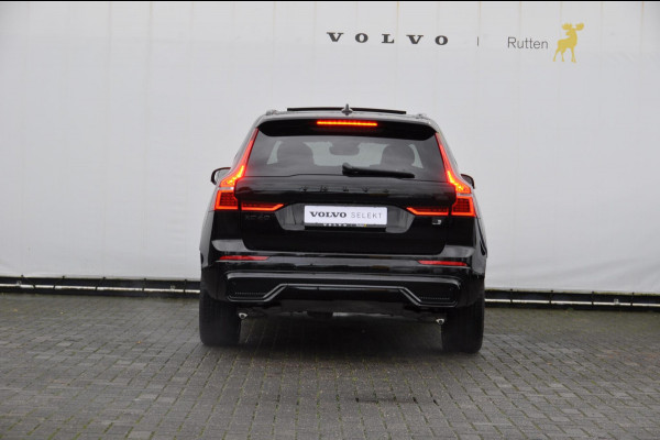Volvo XC60 T6 350PK Automaat AWD Plus Black Edition 46 KM!/ Trekhaak / Adaptieve cruise control / Panoramadak / Apple carplay / Parkeersensoren met 360 camera / Elektrische achterklep / Elektrische stoelen met geheugen / Stoel en stuurwielverwarming / 21” velgen