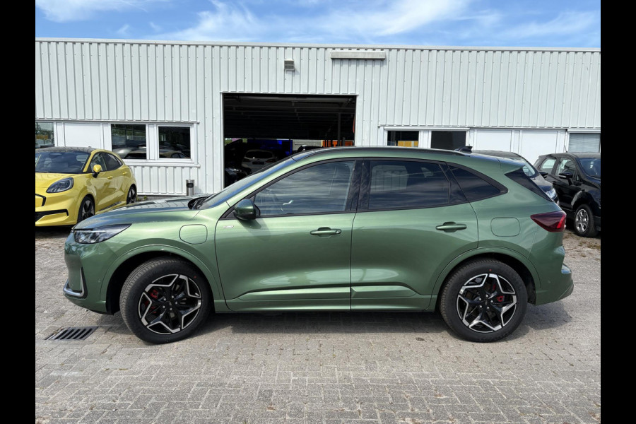 Ford Kuga 2.5 PHEV ST-Line X | Panoramadak + Technology Pack + Winter Pack + Wegklapbare trekhaak + 19 inch lichtmetalen velgen + Reservewiel | Burnsting green | 2.100 kg trekgewicht | Prijs incl. 4.000 EU Ford voordeel