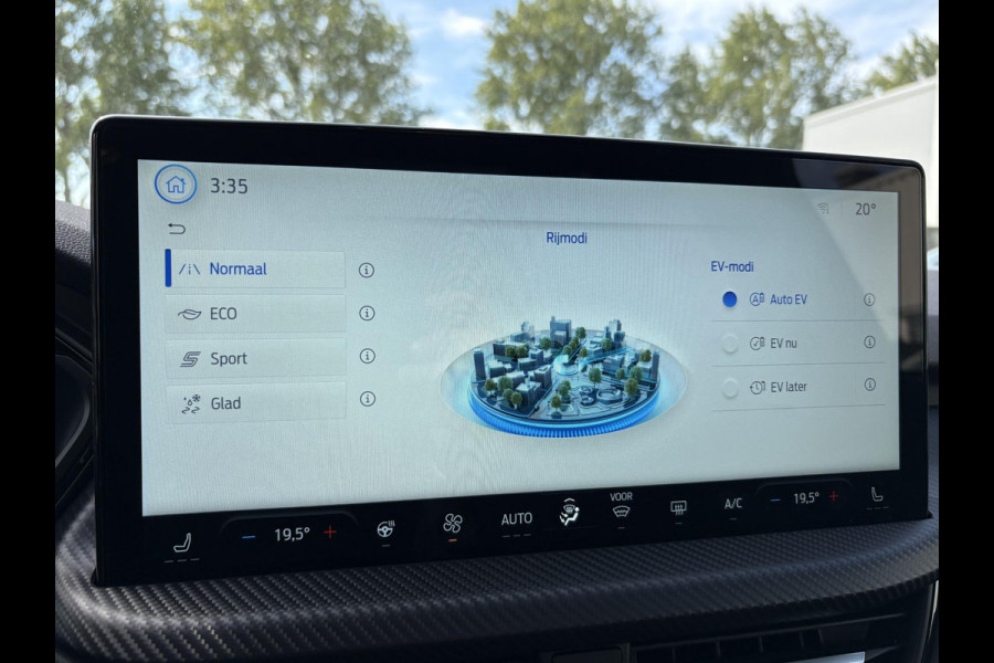 Ford Kuga 2.5 PHEV ST-Line X | Panoramadak + Technology Pack + Winter Pack + Wegklapbare trekhaak + 19 inch lichtmetalen velgen + Reservewiel | Burnsting green | 2.100 kg trekgewicht | Prijs incl. 4.000 EU Ford voordeel