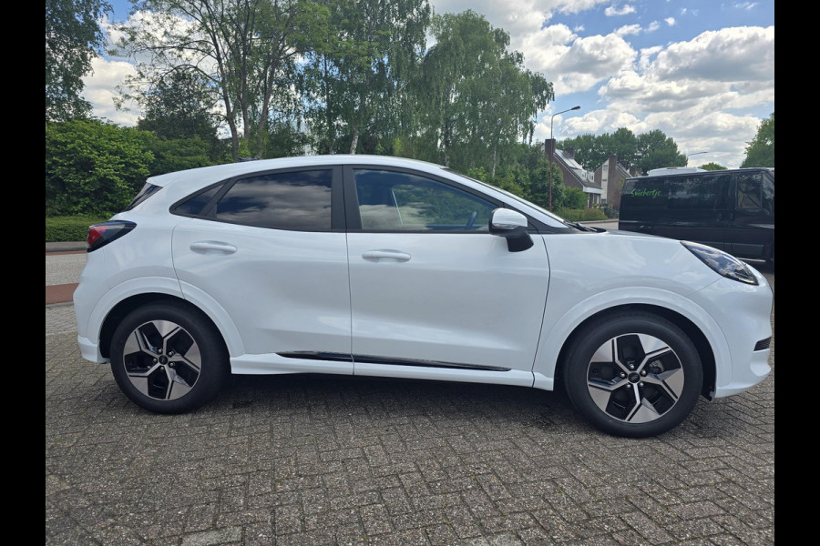 Ford Puma Gen-E SUV Gen-E FWD (43,6 kWh)  SCI Ford Voorraad | Comfort Pack | Winterpack  Frozen White