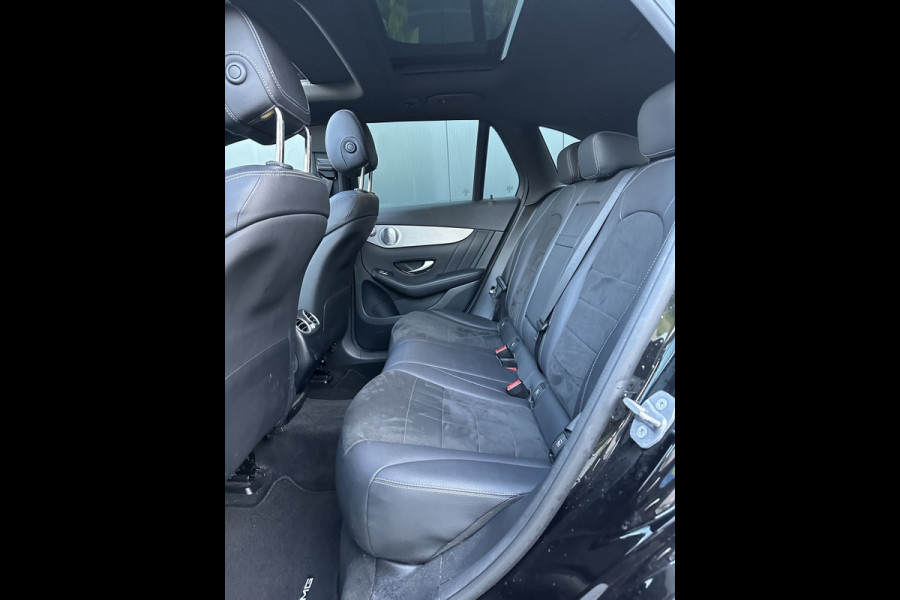 Mercedes-Benz GLC 250 4MATIC Bns S.AMG 63 PANO NAVI CLIMATE SPORTVELGEN