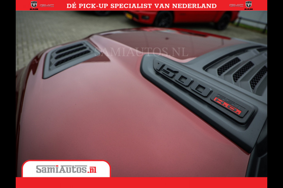 Dodge Ram 1500 Limited Night High Output 540HP 706Nm | Massage + Full Option | De Meest Luxe en Volle Pick-Up in zijn Klasse | Comfortabele Dubbele Cabine met Royale 5 Zitplaatsen | BPM vrij | Nu Leverbaar uit Voorraad | Voorraad Nr 2302 - 7425