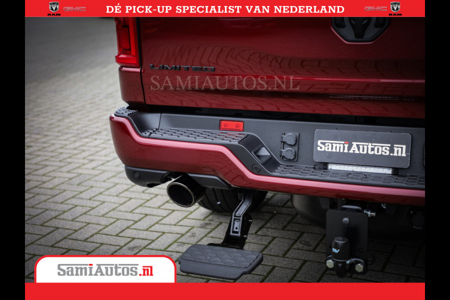 Dodge Ram 1500 Limited Night High Output 540HP 706Nm | Massage + Full Option | De Meest Luxe en Volle Pick-Up in zijn Klasse | Comfortabele Dubbele Cabine met Royale 5 Zitplaatsen | BPM vrij | Nu Leverbaar uit Voorraad | Voorraad Nr 2302 - 7425