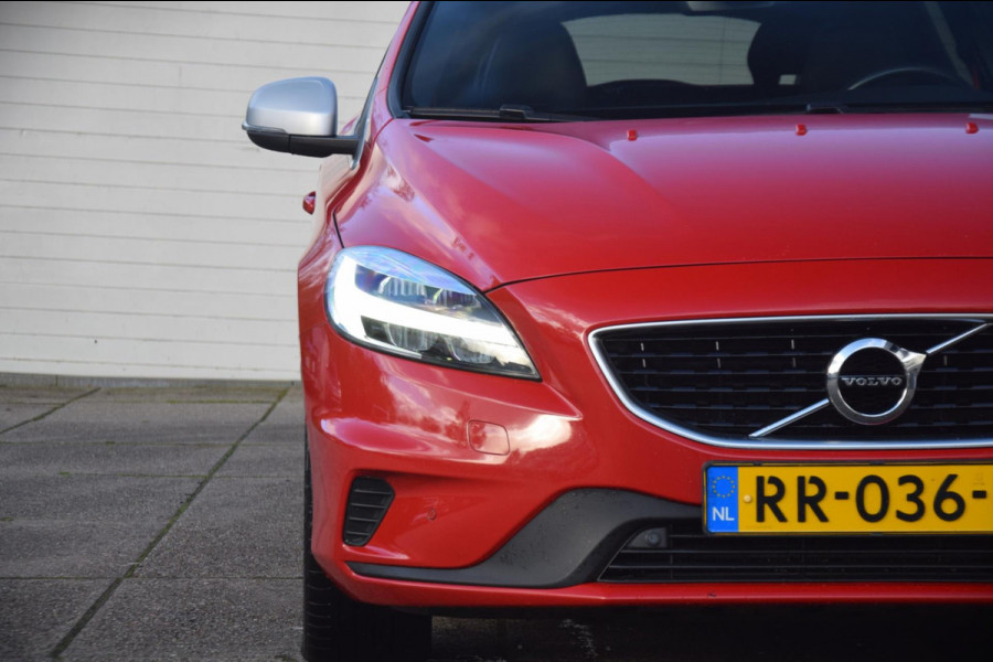 Volvo V40 2.0 D3 R Design Business Sport / Panoramadak / Leer / Led koplampen / Stoelverwarming / Camera /