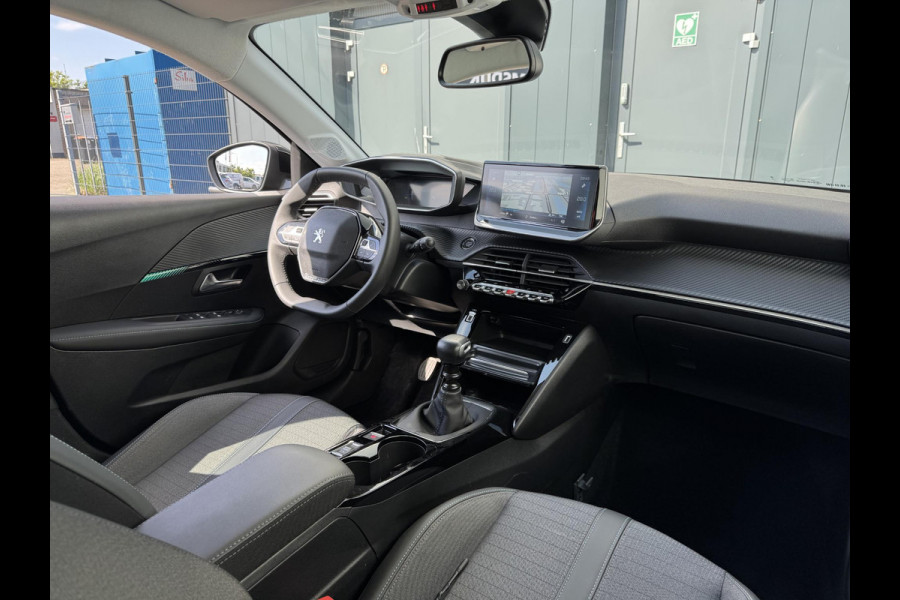 Peugeot 208 1.2 PT 100 Allure Pack | Stoelverwarming | Parkeercamera | Adaptive cruise | Prijs is rijklaar