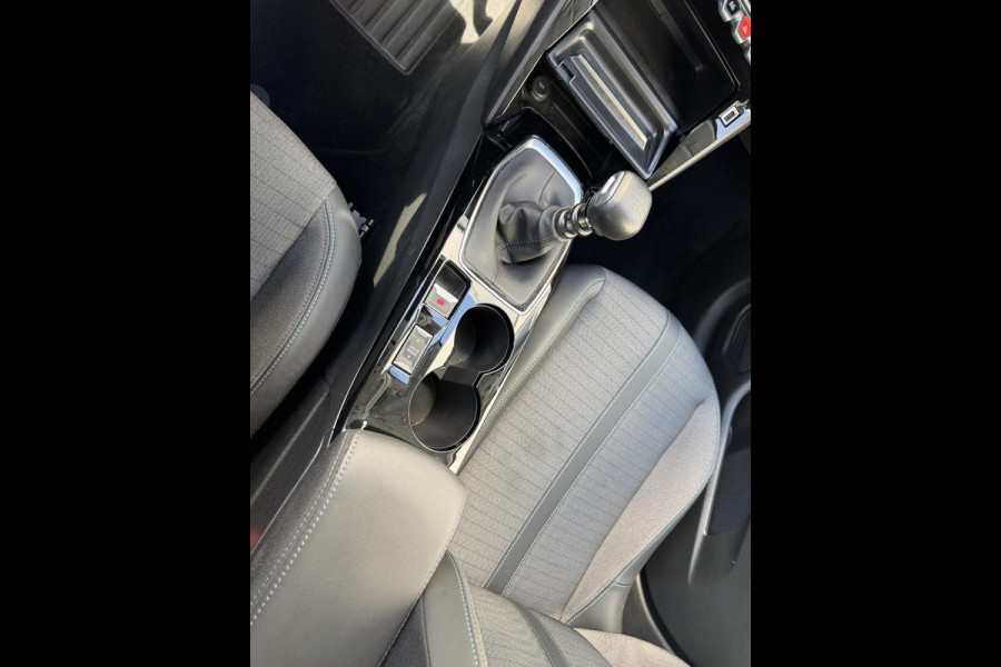 Peugeot 208 1.2 PT 100 Allure Pack | Stoelverwarming | Parkeercamera | Adaptive cruise | Prijs is rijklaar