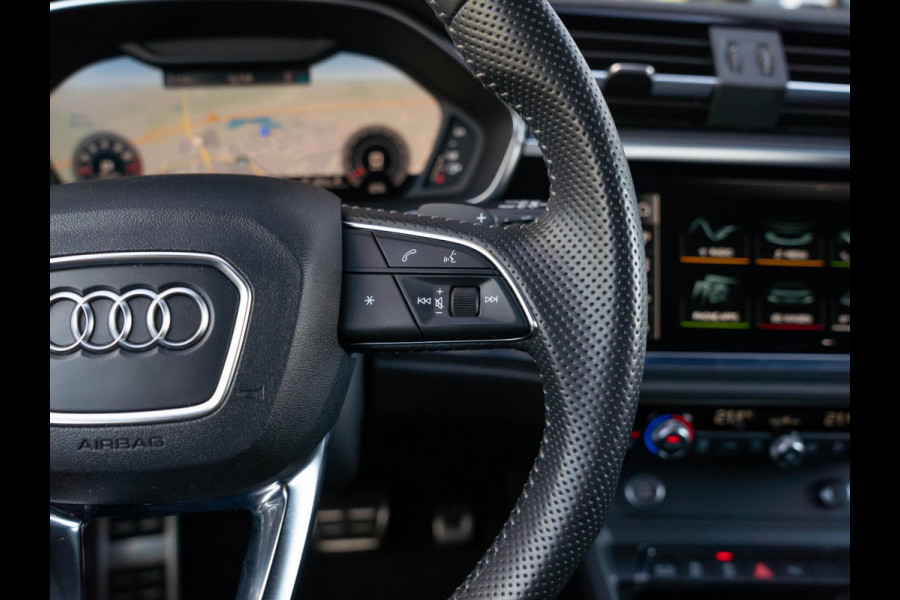 Audi Q3 35 TFSI Pro Line S-line / Keyless / Ambient / CarPlay / Elek stoelen / 20 inch