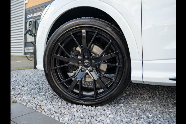 Audi Q3 35 TFSI Pro Line S-line / Keyless / Ambient / CarPlay / Elek stoelen / 20 inch