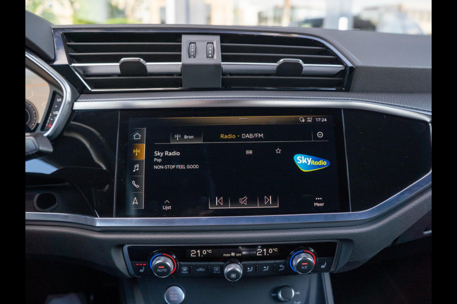 Audi Q3 35 TFSI Pro Line S-line / Keyless / Ambient / CarPlay / Elek stoelen / 20 inch