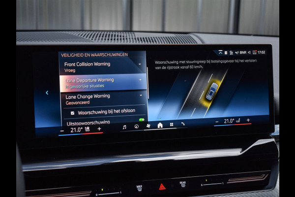 BMW 5 Serie Touring 530e xDrive M Sport | DRIVING ASS. PLUS | HARMAN KARDON | ELEKTR. TREKHAAK | ACHTERUITRIJ CAMERA | AMBIANCE VERLICHTING