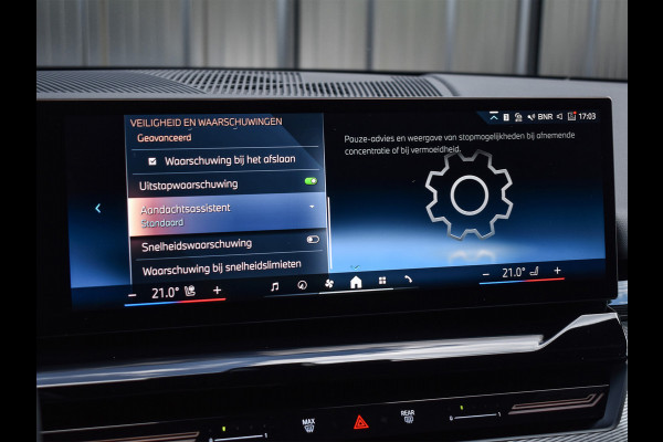 BMW 5 Serie Touring 530e xDrive M Sport | DRIVING ASS. PLUS | HARMAN KARDON | ELEKTR. TREKHAAK | ACHTERUITRIJ CAMERA | AMBIANCE VERLICHTING
