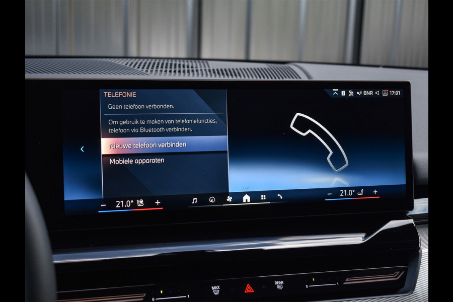 BMW 5 Serie Touring 530e xDrive M Sport | DRIVING ASS. PLUS | HARMAN KARDON | ELEKTR. TREKHAAK | ACHTERUITRIJ CAMERA | AMBIANCE VERLICHTING