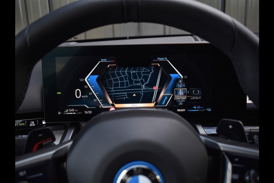BMW 5 Serie Touring 530e xDrive M Sport | DRIVING ASS. PLUS | HARMAN KARDON | ELEKTR. TREKHAAK | ACHTERUITRIJ CAMERA | AMBIANCE VERLICHTING