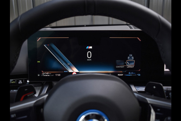 BMW 5 Serie Touring 530e xDrive M Sport | DRIVING ASS. PLUS | HARMAN KARDON | ELEKTR. TREKHAAK | ACHTERUITRIJ CAMERA | AMBIANCE VERLICHTING