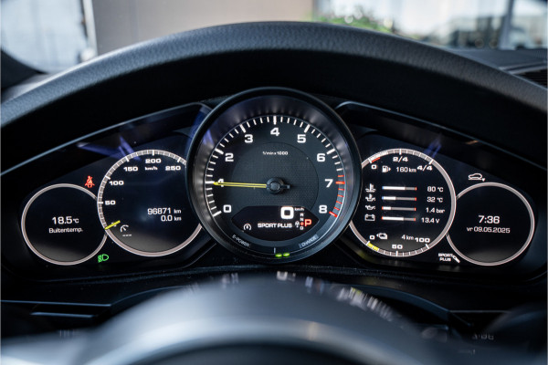 Porsche Cayenne 3.0 E-Hybrid Sport Chrono - NL l Panorama l Trekh. l Memory l Dealer OH
