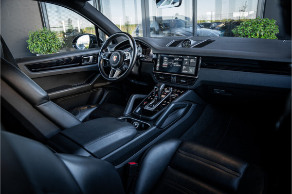 Porsche Cayenne 3.0 E-Hybrid Sport Chrono - NL l Panorama l Trekh. l Memory l Dealer OH