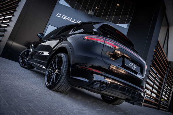 Porsche Cayenne 3.0 E-Hybrid Sport Chrono - NL l Panorama l Trekh. l Memory l Dealer OH