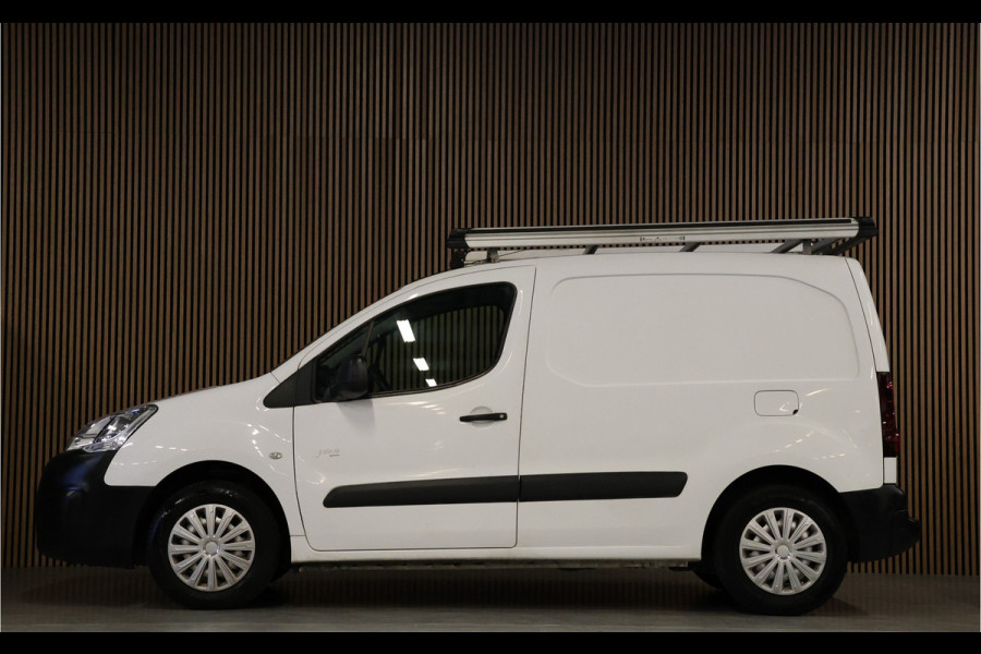 Peugeot Partner 120 1.6 BlueHDi 100 | Airco | Cruise control | PDC | Imperiaal | Elek. ramen | Bluetooth | MF Stuur | Houten vloer | NAP Logisch | NL Auto