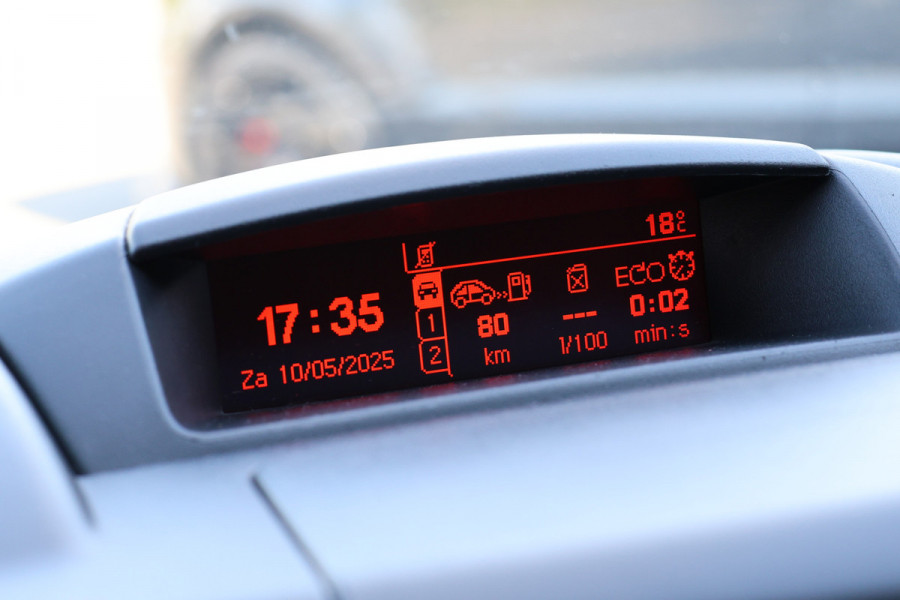 Peugeot Partner 120 1.6 BlueHDi 100 | Airco | Cruise control | PDC | Imperiaal | Elek. ramen | Bluetooth | MF Stuur | Houten vloer | NAP Logisch | NL Auto