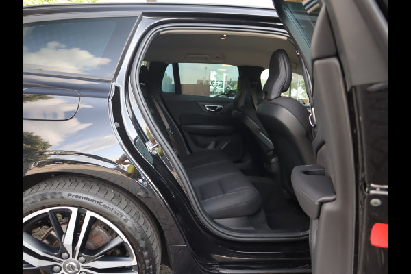 Volvo V60 2.0 B3 Momentum Advantage / Camera / Trekhaak