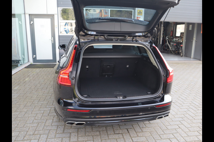 Volvo V60 2.0 B3 Momentum Advantage / Camera / Trekhaak