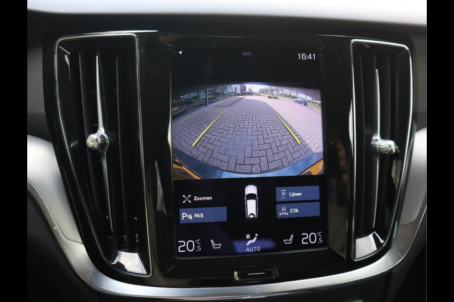 Volvo V60 2.0 B3 Momentum Advantage / Leder / Trekhaak