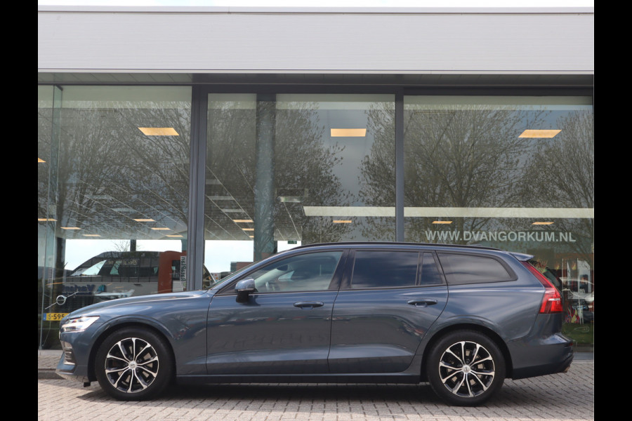 Volvo V60 2.0 B3 Momentum Advantage / Leder / Trekhaak